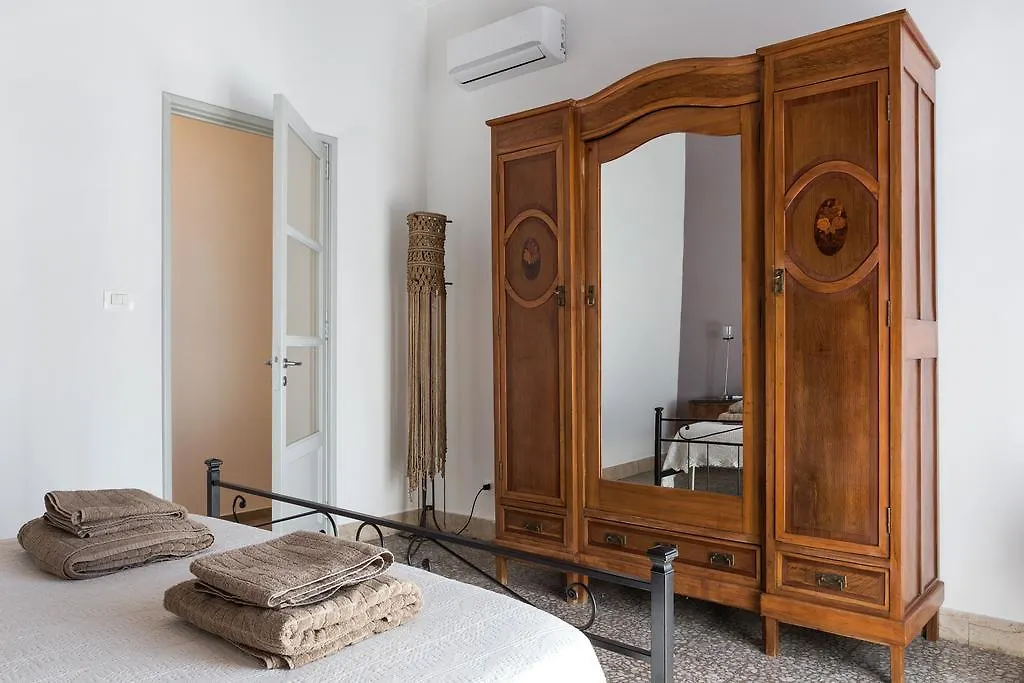 Alcalà Living Apartments Catania Italia